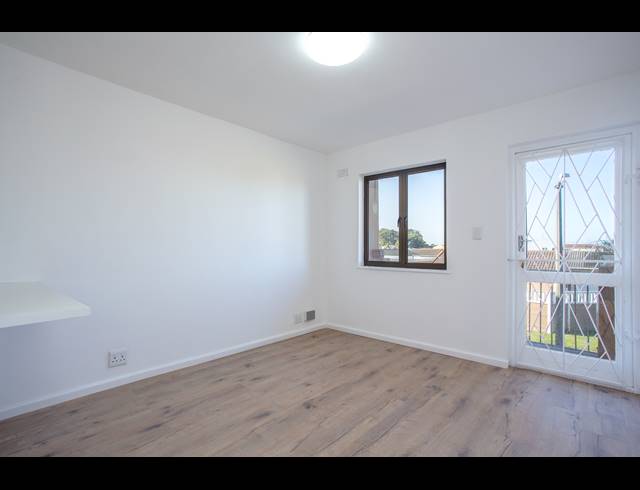 2 BEDROOM APARTMENT SOLD IN SOUTHFIELD